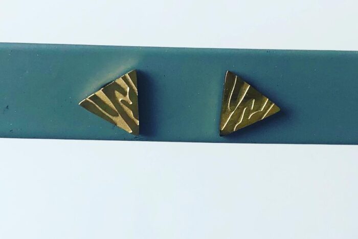 earrings-animal-triangle-goud